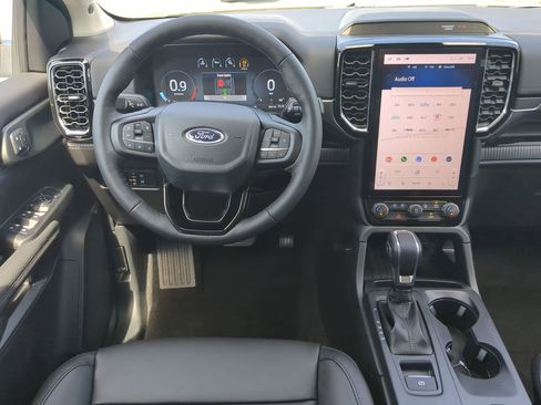 New 2025 Ford Ranger Lariat w/ Black Appearance Package image 14