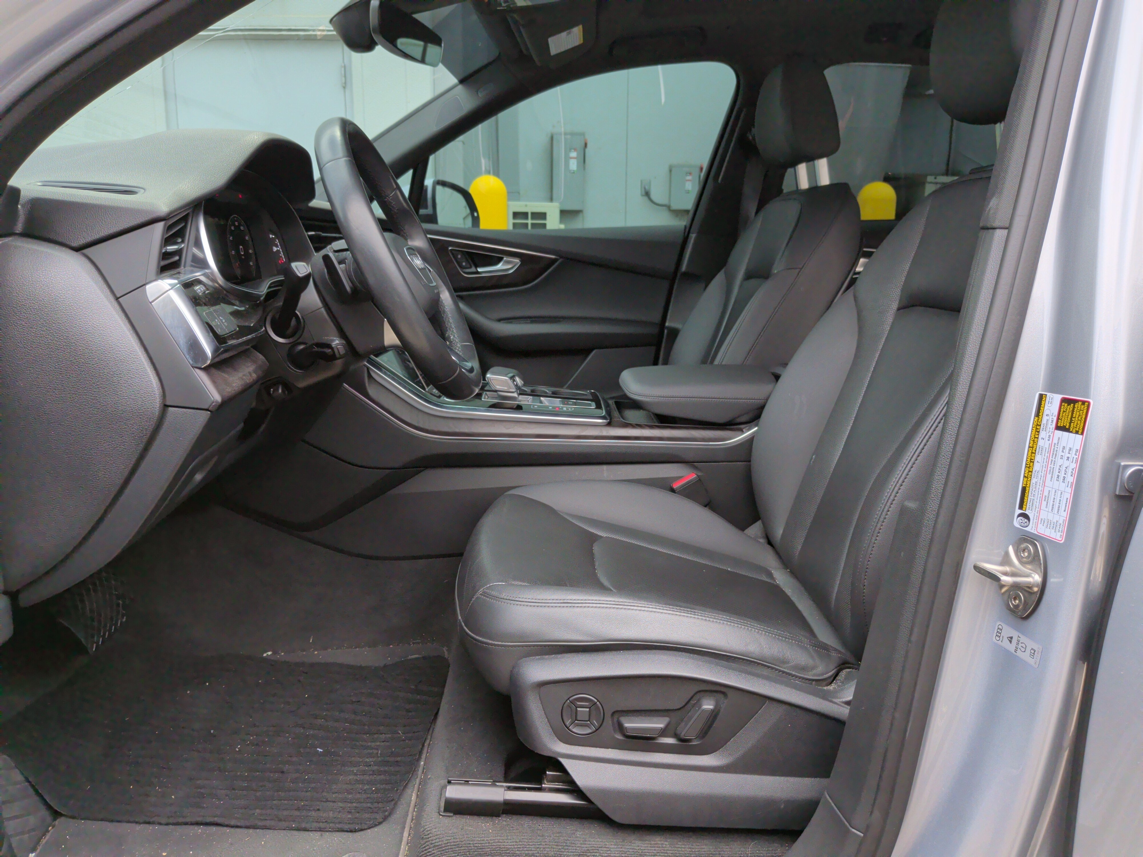 Used 2022 Audi Q7 2.0T Premium Plus w/ Premium Plus Package AWD/4WD image 16