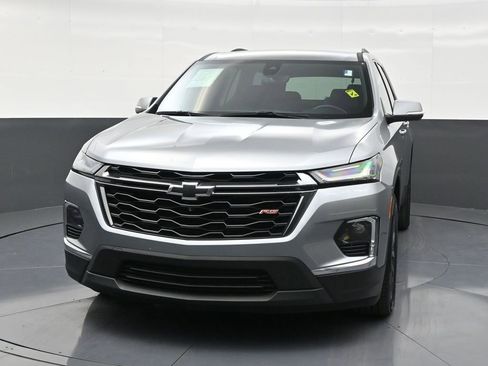 Used 2024 Chevrolet Traverse RS image 8