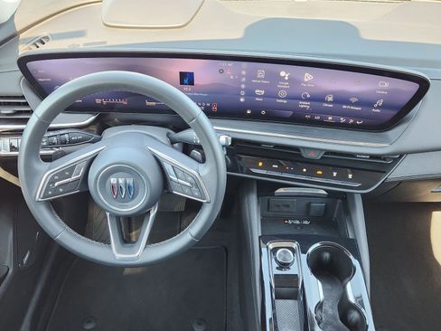 New 2025 Buick Envision Preferred image 31