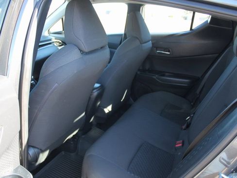 Used 2021 Toyota C-HR LE image 6