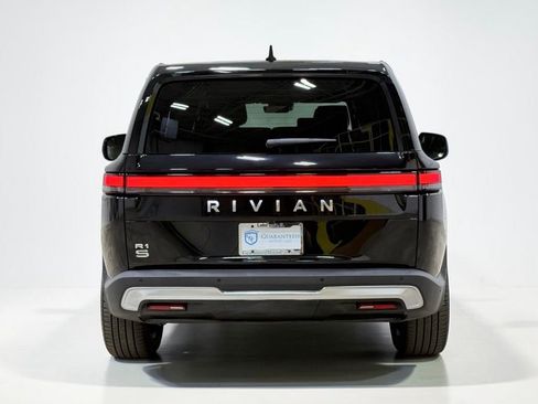 Used 2024 Rivian R1S Adventure AWD/4WD image 19