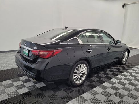 Used 2019 INFINITI Q50 Luxe w/ Essential Package (3.0T Luxe) AWD/4WD image 9