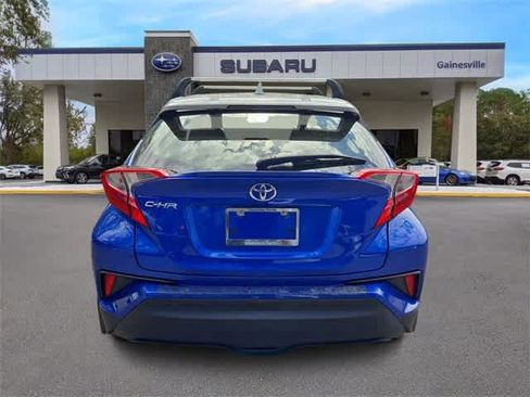 Used 2019 Toyota C-HR XLE image 5