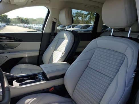 New 2026 Lincoln Nautilus Reserve image 21