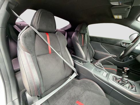Used 2022 Subaru BRZ Limited RWD image 26