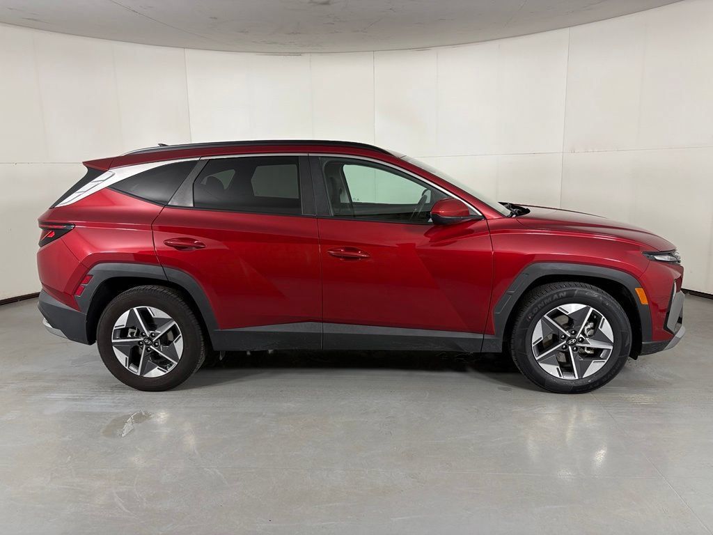 Used 2025 Hyundai Tucson SEL FWD image 10