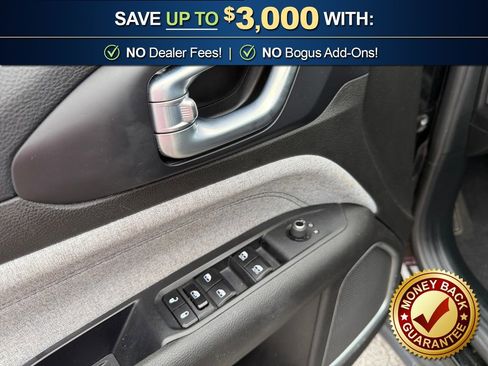Used 2024 Jeep Compass Latitude AWD/4WD image 16