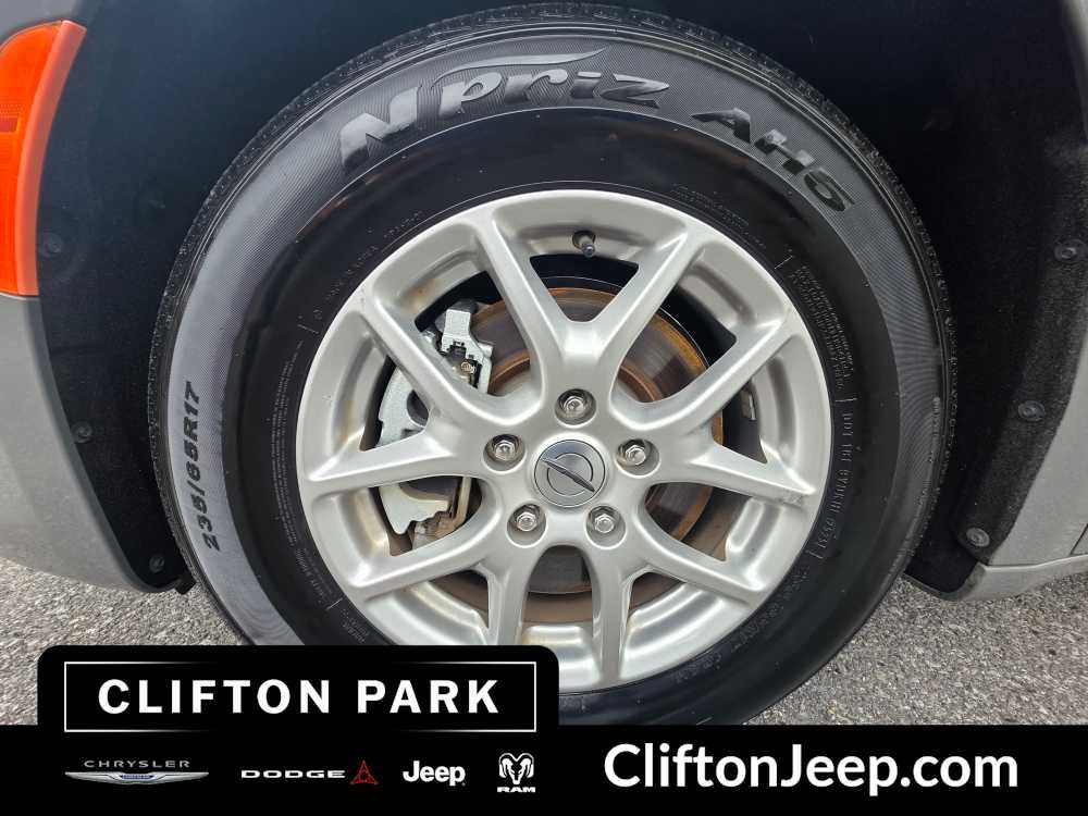 Certified 2025 Chrysler Pacifica Select FWD image 27