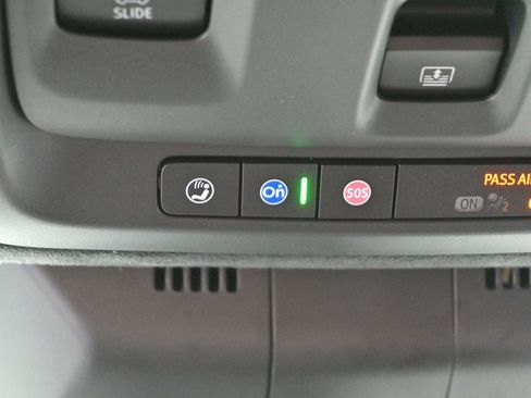 Certified 2024 Cadillac Escalade Sport Platinum image 32