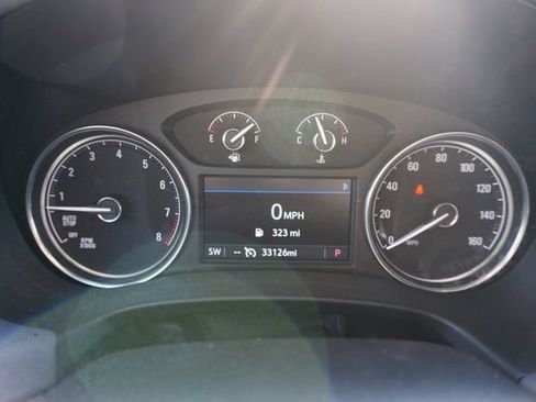 Used 2024 Buick Enclave Essence AWD/4WD image 18