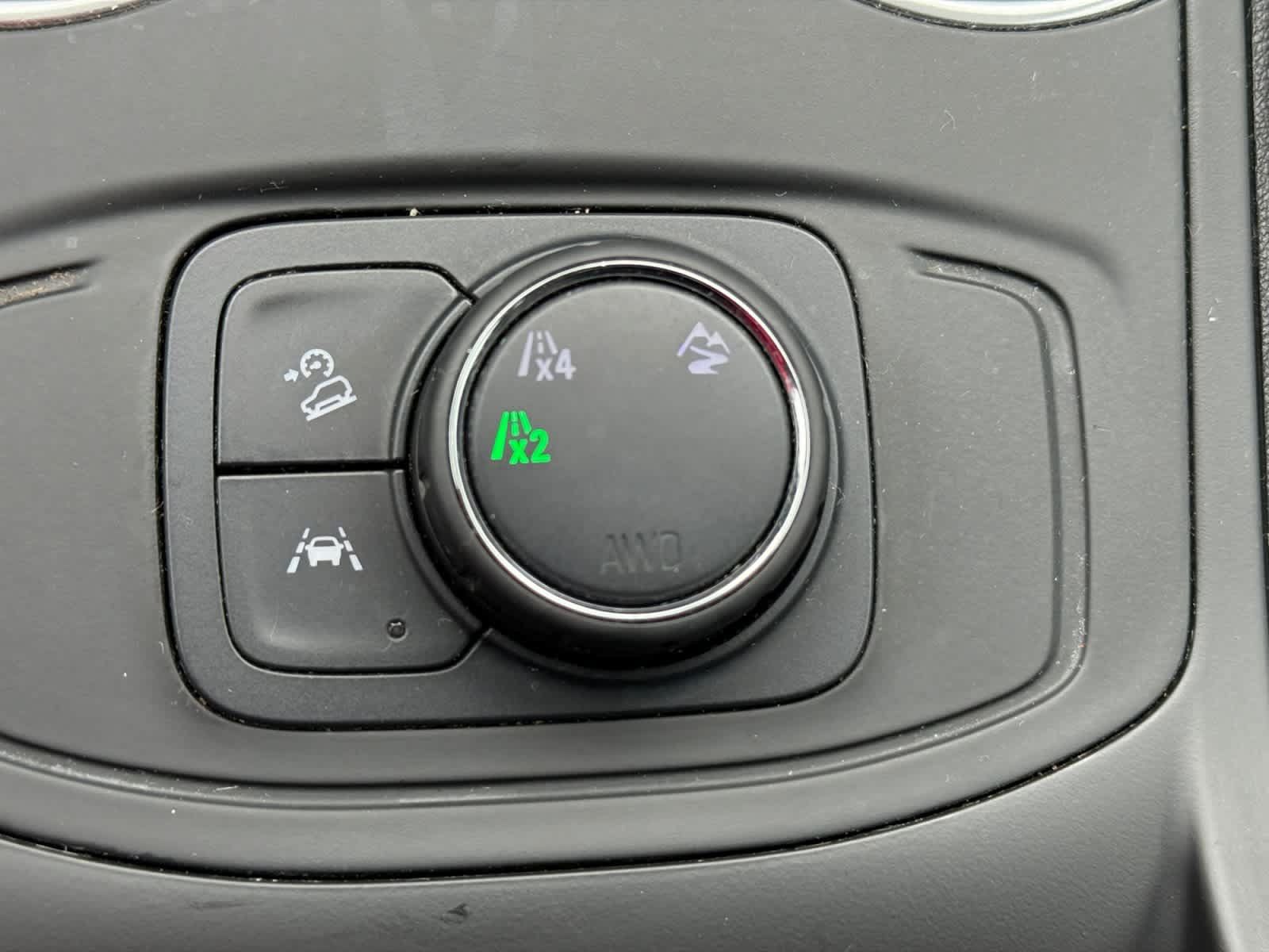 Used 2020 GMC Terrain SLE AWD/4WD image 12