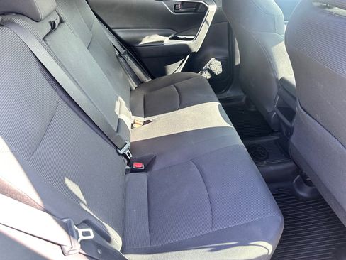 Used 2019 Toyota RAV4 LE w/ All Weather Liner Package AWD/4WD image 9
