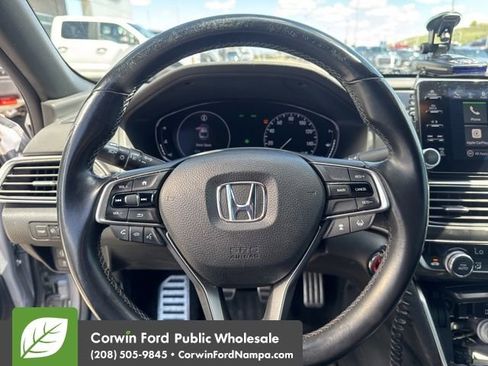 Used 2018 Honda Accord Sport image 7