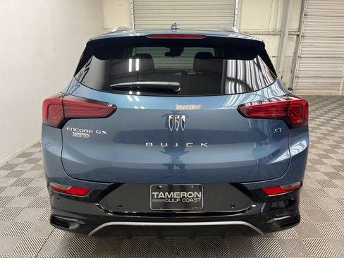 Used 2024 Buick Encore GX Sport Touring w/ Experience Buick Package FWD image 5
