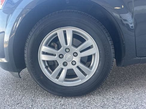 Used 2015 Chevrolet Sonic LT image 6