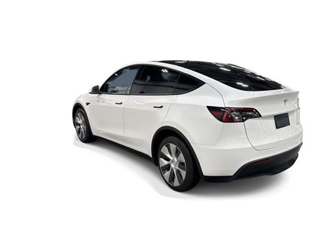 Certified 2021 Tesla Model Y Long Range AWD/4WD image 4