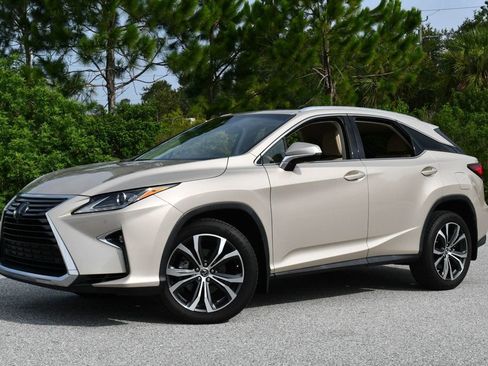 Used 2019 Lexus RX 350 AWD w/ Navigation Package image 2