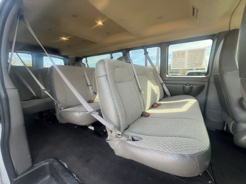 Used 2025 Chevrolet Express 3500 LT w/ LT Preferred Equipment Group RWD image 40