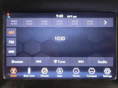 Used 2019 Jeep Cherokee Latitude Plus FWD image 25