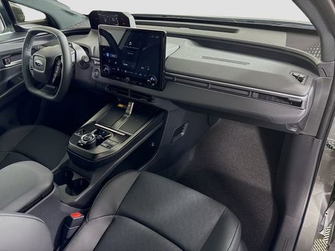 New 2026 Subaru Solterra Premium image 29