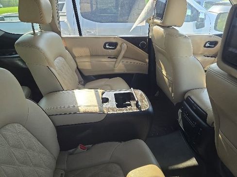 Used 2022 Nissan Armada Platinum w/ Captain's Chairs Package AWD/4WD image 6