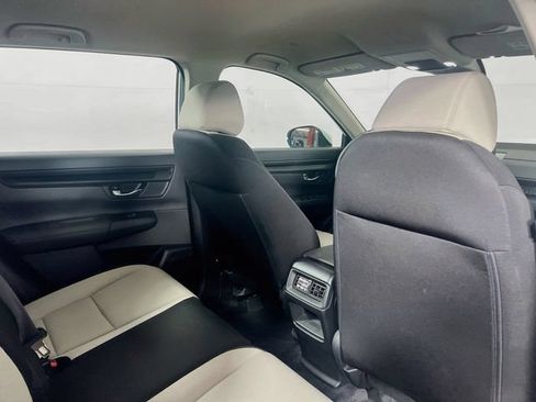 Used 2024 Honda CR-V LX image 9