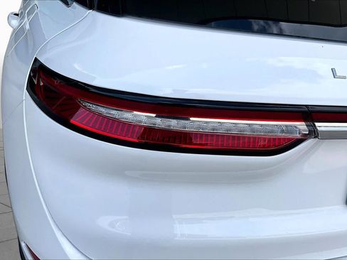 Used 2024 Lincoln Corsair FWD image 25
