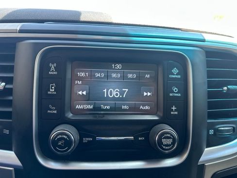 Used 2014 RAM 1500 Classic SLT w/ Remote Start & Security Group AWD/4WD image 3