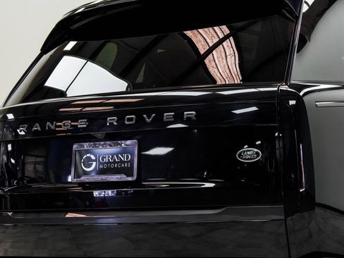 Used 2023 Land Rover Range Rover First Edition AWD/4WD image 14