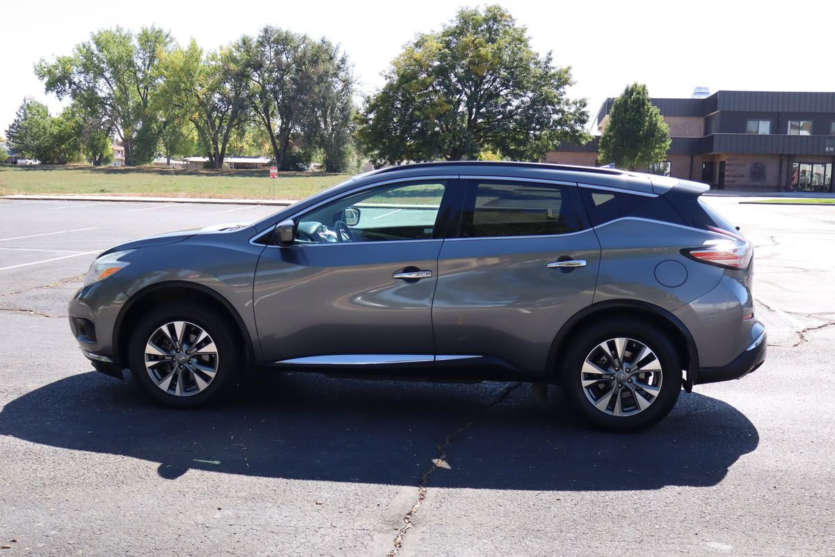 Used 2016 Nissan Murano SV AWD/4WD image 9