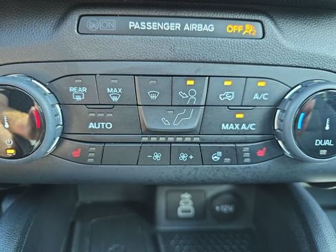 Certified 2023 Ford Bronco Sport Outer Banks w/ Tech Package AWD/4WD image 23