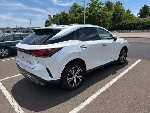 Used 2024 Lexus RX 350 Premium w/ Convenience Package AWD/4WD image 5