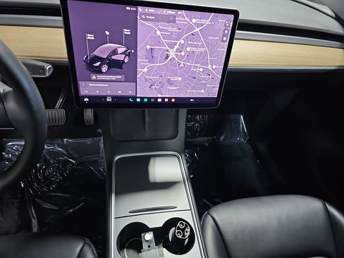 Used 2022 Tesla Model Y Long Range AWD/4WD image 21