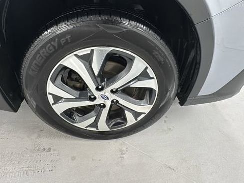 Used 2020 Subaru Outback Limited w/ Popular Package #2 image 9