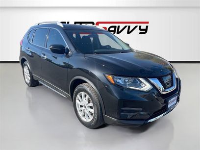 Used 2017 Nissan Rogue SV