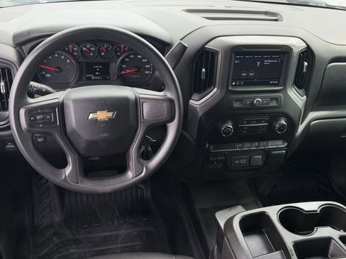 Used 2021 Chevrolet Silverado 2500 W/T w/ WT Convenience Package AWD/4WD image 13