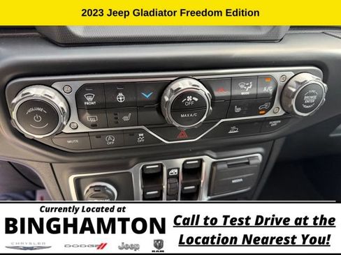 Used 2023 Jeep Gladiator Sport AWD/4WD image 24