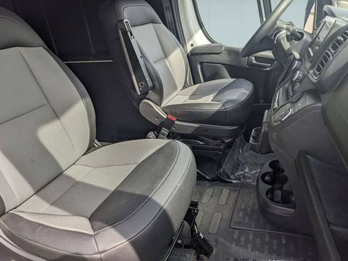 Used 2026 RAM ProMaster 2500 w/ Convenience Group FWD image 30