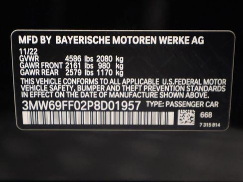 Used 2023 BMW 330i Sedan w/ Premium Package RWD image 17