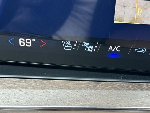 New 2026 Chevrolet Tahoe High Country AWD/4WD image 22