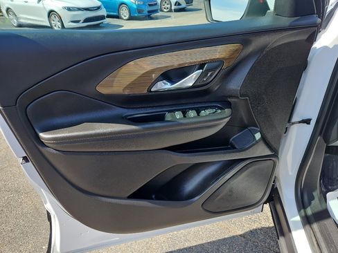 Used 2019 GMC Terrain SLE w/ Driver Convenience Package AWD/4WD image 10