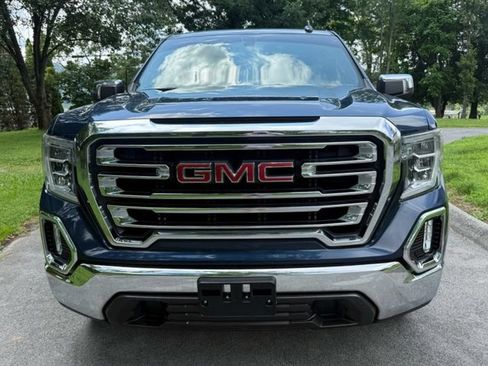 Used 2019 GMC Sierra 1500 SLT RWD image 2