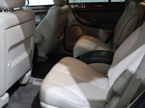 Used 2004 Chrysler Pacifica AWD image 11