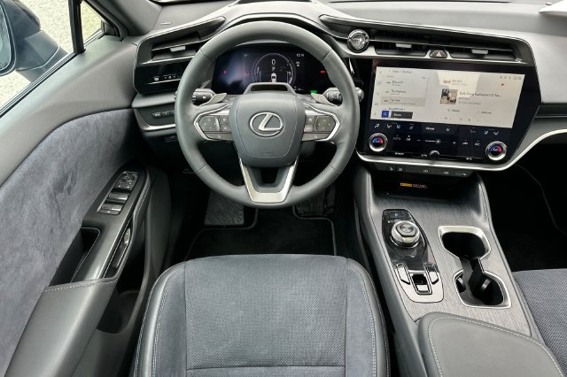 Used 2023 Lexus RZ 450e Premium w/ Accessory Package (P5) AWD/4WD image 17