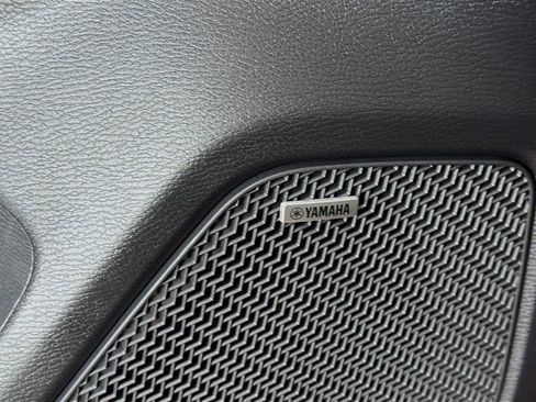New 2025 Mitsubishi Outlander ES FWD image 19