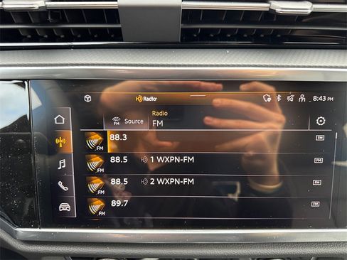 New 2025 Audi Q3 2.0T Premium image 16