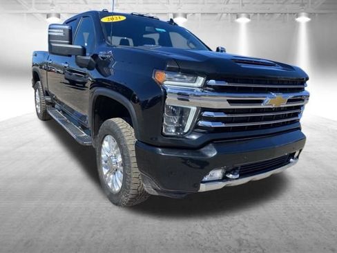 Used 2021 Chevrolet Silverado 2500 High Country AWD/4WD image 2