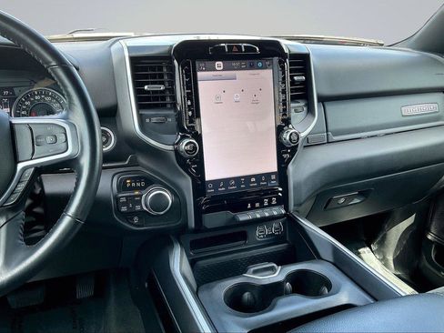 Used 2023 RAM 1500 Big Horn AWD/4WD image 7