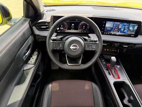 Used 2026 Nissan Kicks SR FWD image 24